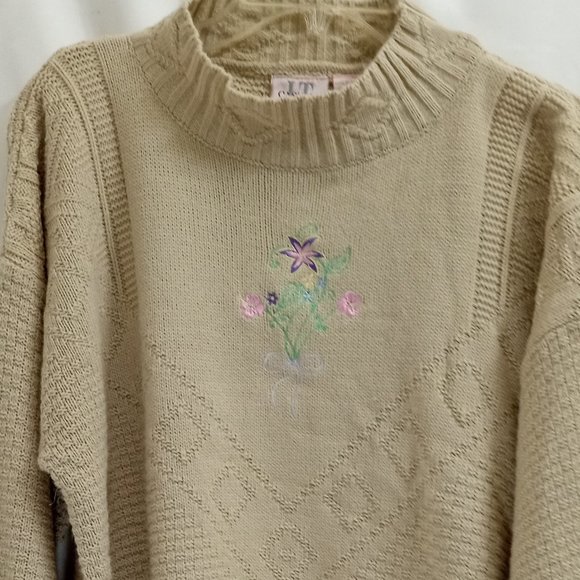 Liz Thomas LT Casuals Women's Size Large Embroidered Acrylic Tan Sweater - Picture 3 of 10